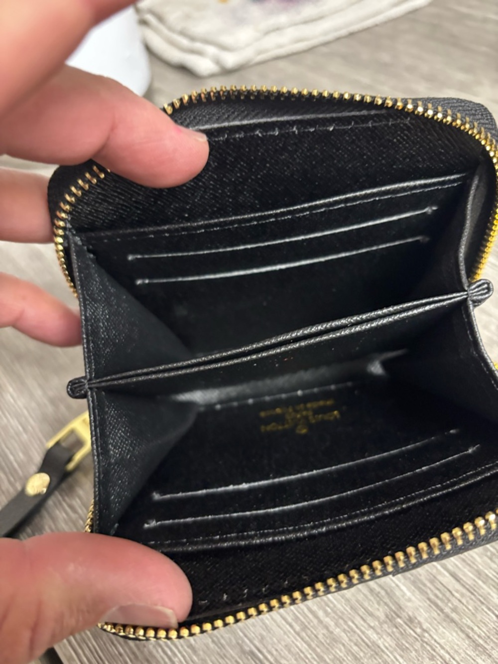 Louis Vuitton Black Coin Wallet - Picture 2 of 5